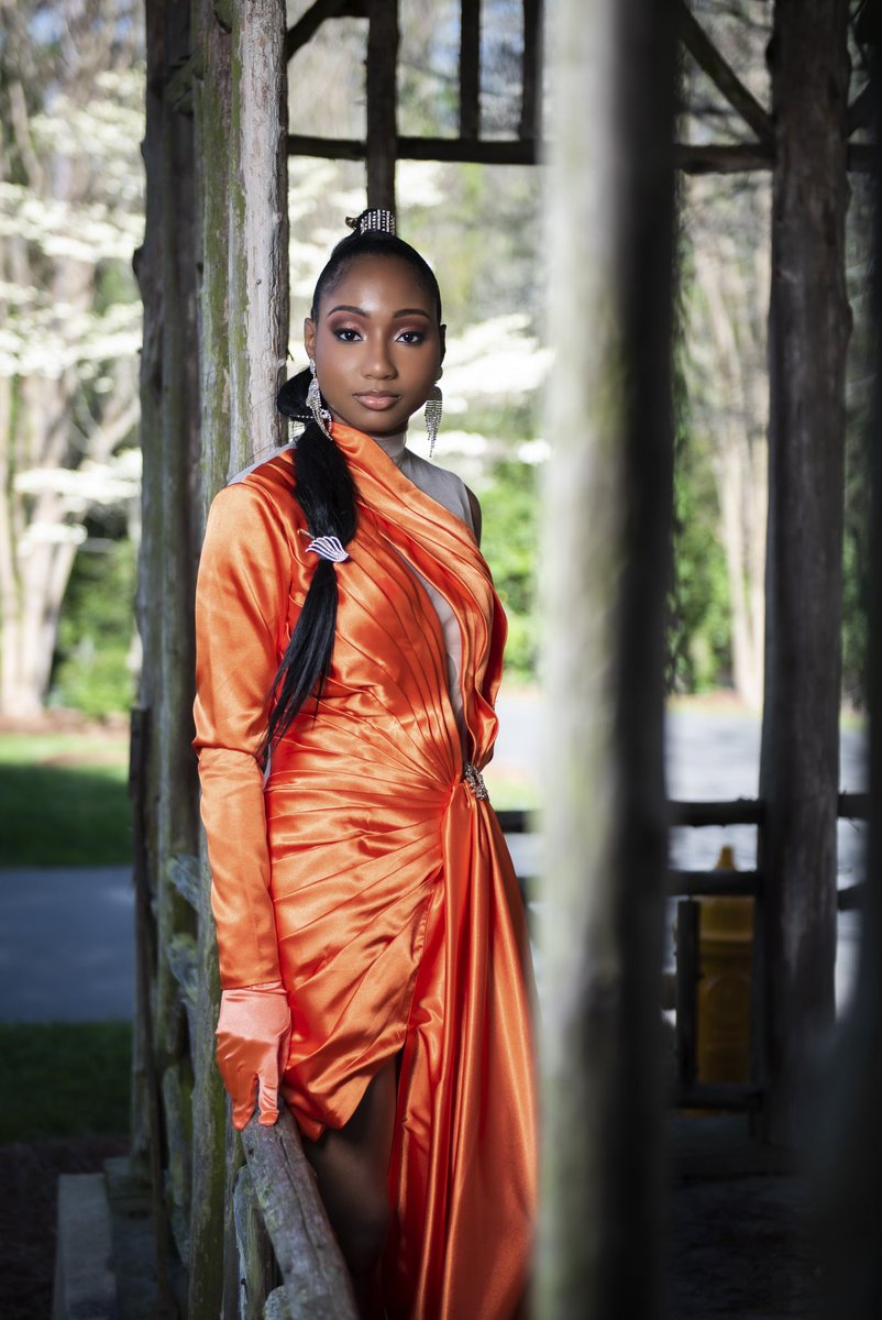 themediaguync's tweet photo. Introducing Makenna! It's that time of year again! In case you forgot, I am a professional photographer, among other things! #2023Prom #PromPhotography #Nikon #TheMediaGuyNC https://t.co/X6S5UTuyni