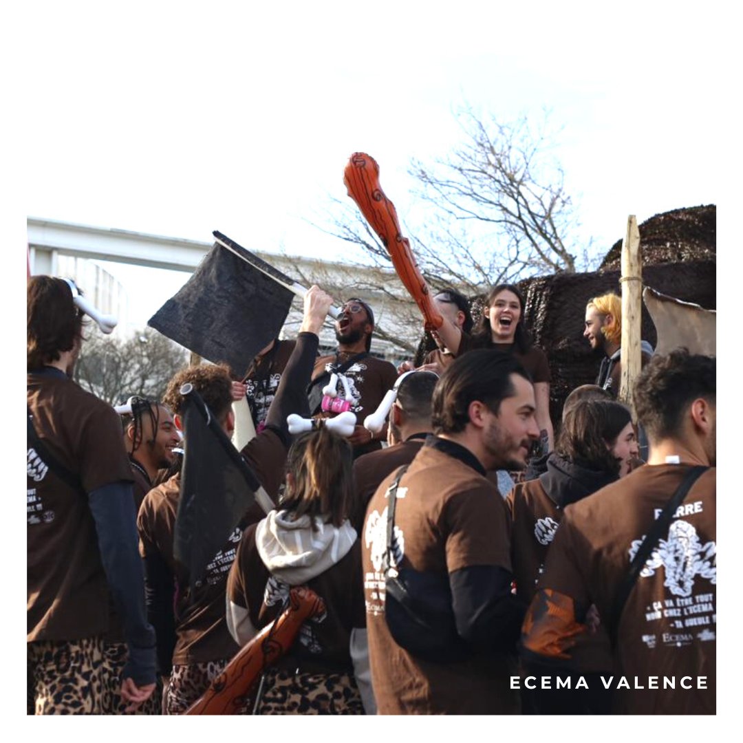 🦴 𝑪𝒉𝒂𝒍𝒍𝒆𝒏𝒈𝒆 𝒅𝒆 𝒍’𝒆́𝒕𝒖𝒅𝒊𝒂𝒏𝒕 𝟐𝟎𝟐𝟑  🦴
 
Pour sa deuxième année, l’Ecema a terminé 2ème au Challenge de l’étudiant, le plus gros événement étudiant de Valence qui regroupe plus de 3500 étudiants autour d’épreuves sportives, de jeux, de compétition.. 🏆