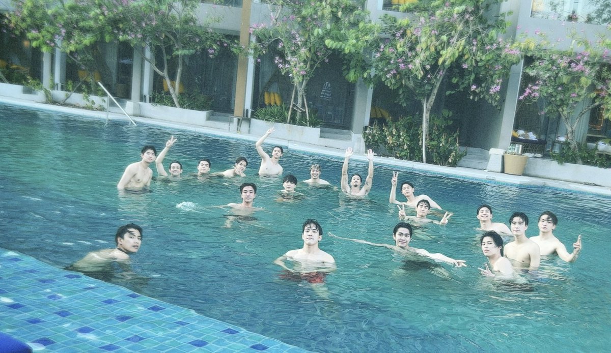 PloyPhachkarin's tweet image. 𝓶𝔂 𝓶𝓮𝓶𝓸𝓻𝔂
💙💚💛🧡❤️💜🤍🤎💖 #GmmtvOuting2023