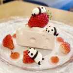 かわいすぎて食べられない？名古屋にあるいたずらパンダのチーズケーキ!