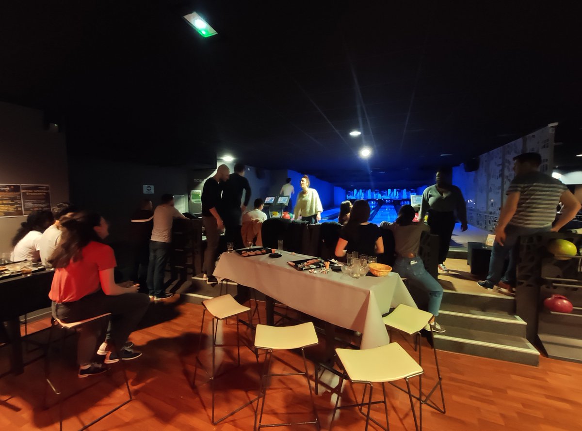 AJAR Angers (@ajarangers) on Twitter photo Retour sur la soirée bowling au Colisée la semaine dernière 🎳🍺
Félicitations au <a href="/Dr_Pedrus/">Pierre Lemarié</a> pour son high score 🎉 Retour sur la soirée bowling au Colisée la semaine dernière 🎳🍺
Félicitations au <a href="/Dr_Pedrus/">Pierre Lemarié</a> pour son high score 🎉