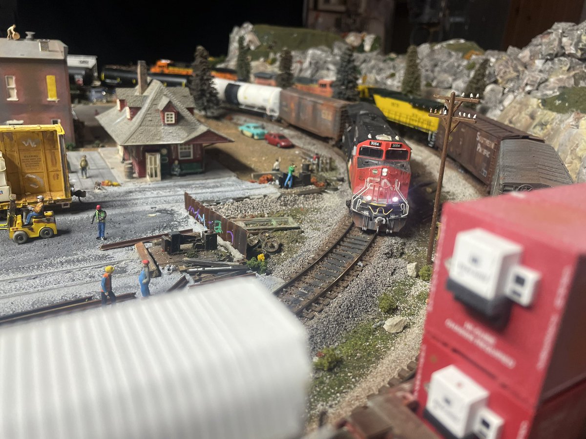 rwagnerful's tweet photo. Been a minute since I twittered some train photos #lifeinhoscale #nerdery https://t.co/lJSUkhheh8