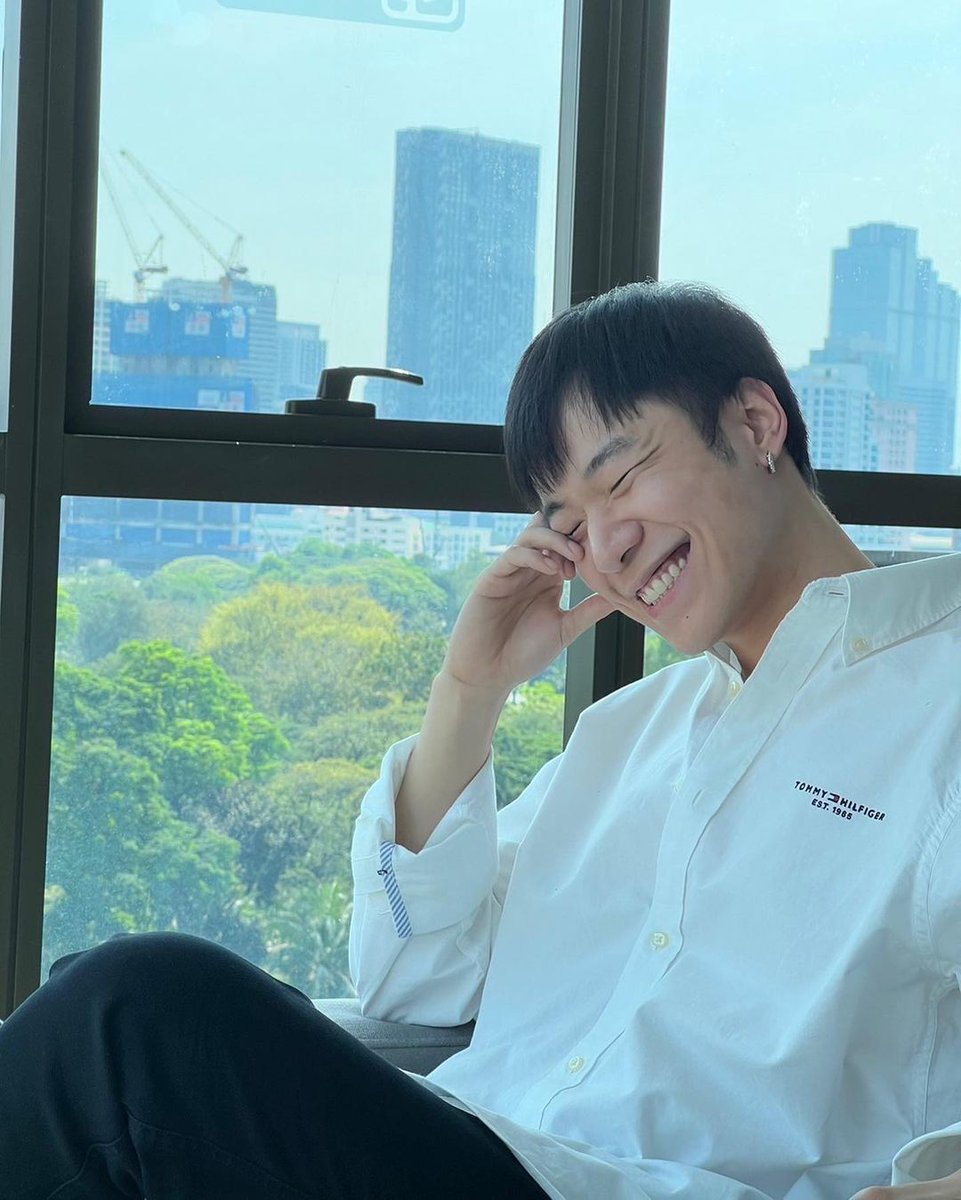 BILLYSENGmemori's tweet photo. ✨ seng_wichai • 27.03.2023
~ 27.03.66 🎂🎉🌈💫

#seng_wichai #เซ้งวิชัย https://t.co/GdOBercfcA