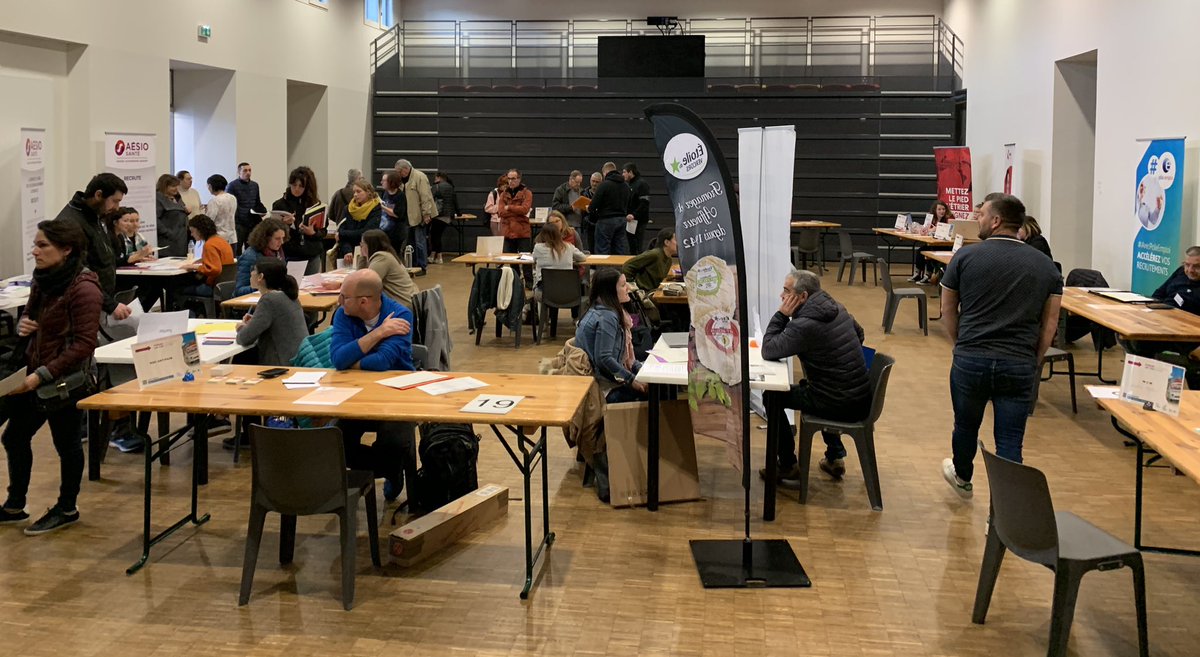 DuchampMichel1's tweet photo. ✅#AvecPoleEmploi Romans 
Forum saisonnier à St Jean en Royans ▶️Décroche un job d été◀️
Qui marque le début de la saison
➕21 Ets pour ➕de 45 postes👍
Merci à la com Com Royans Vercors et Mairie de St Jean en Royans pour leur partenariat 👏
#TousMobilises #OnEstLaPourVous https://t.co/0JhhSQWIB6