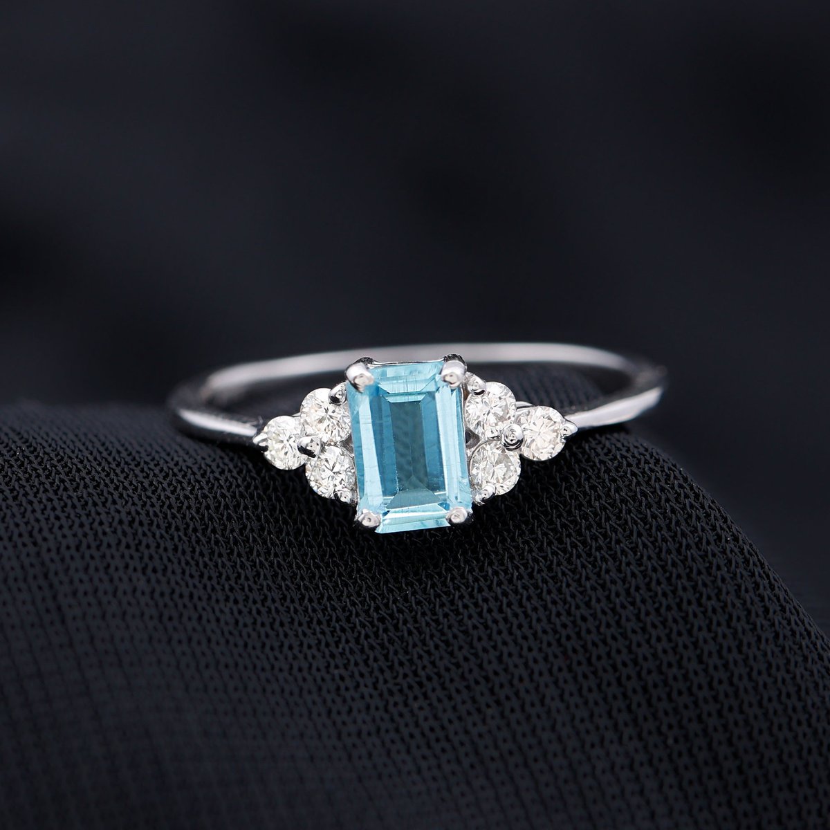 amazon.com/dp/B0B6W5FBKB 

#aquamarine #ring #aquamarinering #ringsofinstagram #aquamarinejewelry #jewelry #jewelrydesigner #handmadejewelry #luxuryshopping #ringsofinstagram