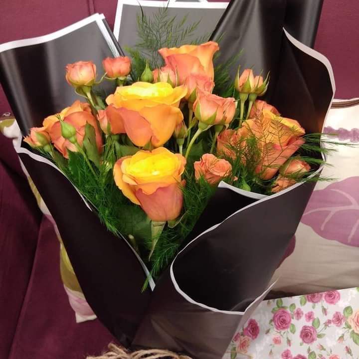 #يارب
يذهب كل شيء ، ويبقى الله يغني عن كل شيء ."