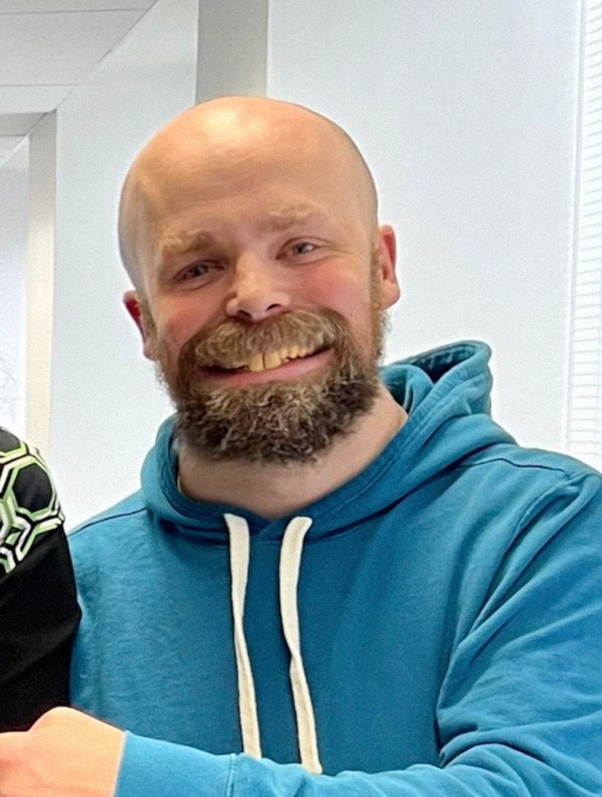 Plontus_'s tweet photo. Eww, a picture of Sam https://t.co/ptQzdbMhfd