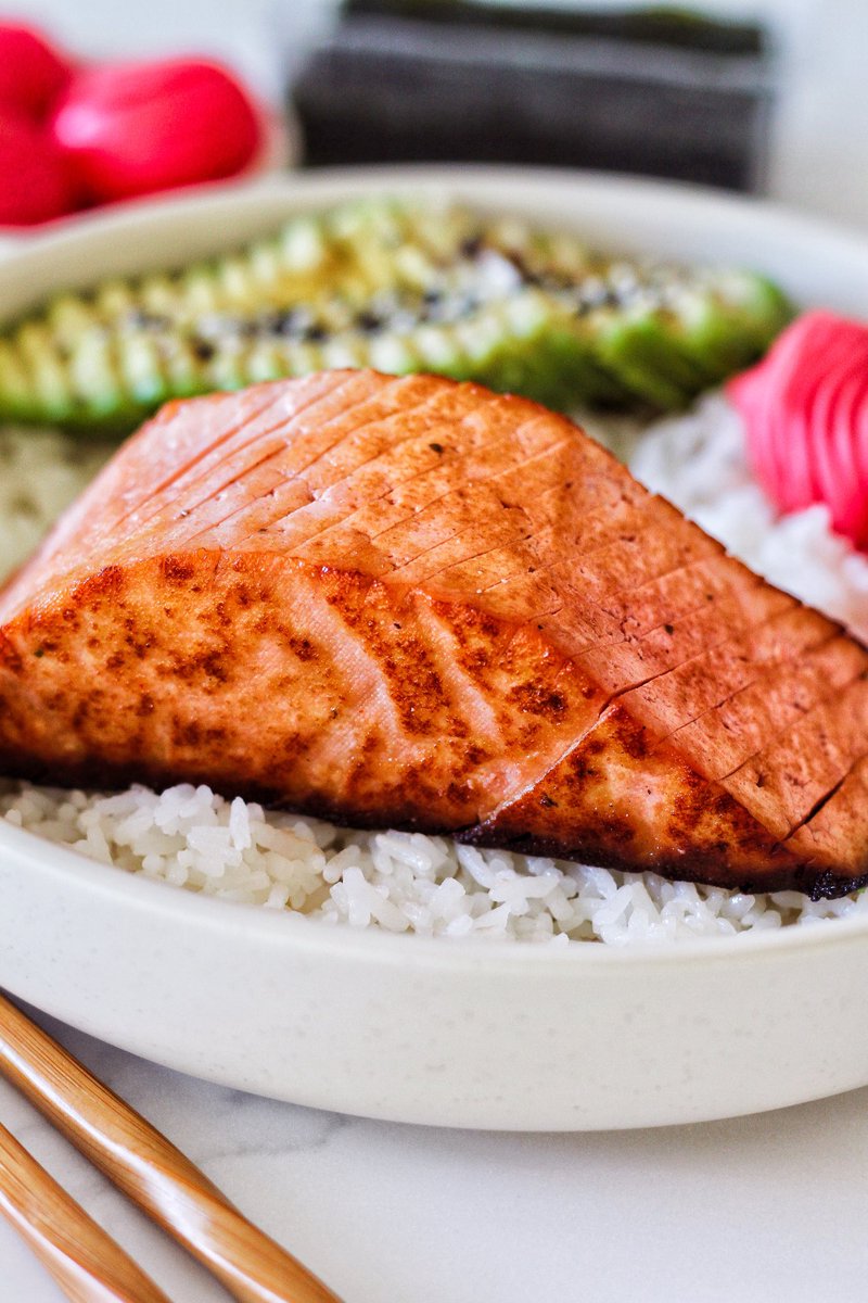 schmoozequeen's tweet image. #Vegan Tofu Salmon Rice Bowl 
#Fishless #Plantbased #TofuSalmon 
veganbunnychef.com/2021/12/vegan-…