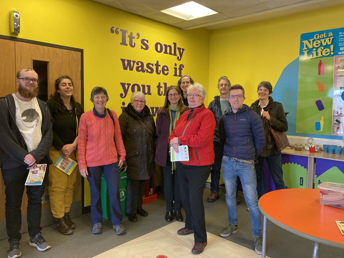 AnneLitherland1's tweet photo. A fascinating visit to Gillmoss @MerseysideRWA today. We need to @RecycleRight with @claremountmc @faiths4change @ecowirral @hamparish @RethinkNowCIC https://t.co/tf4vJUT8Wd