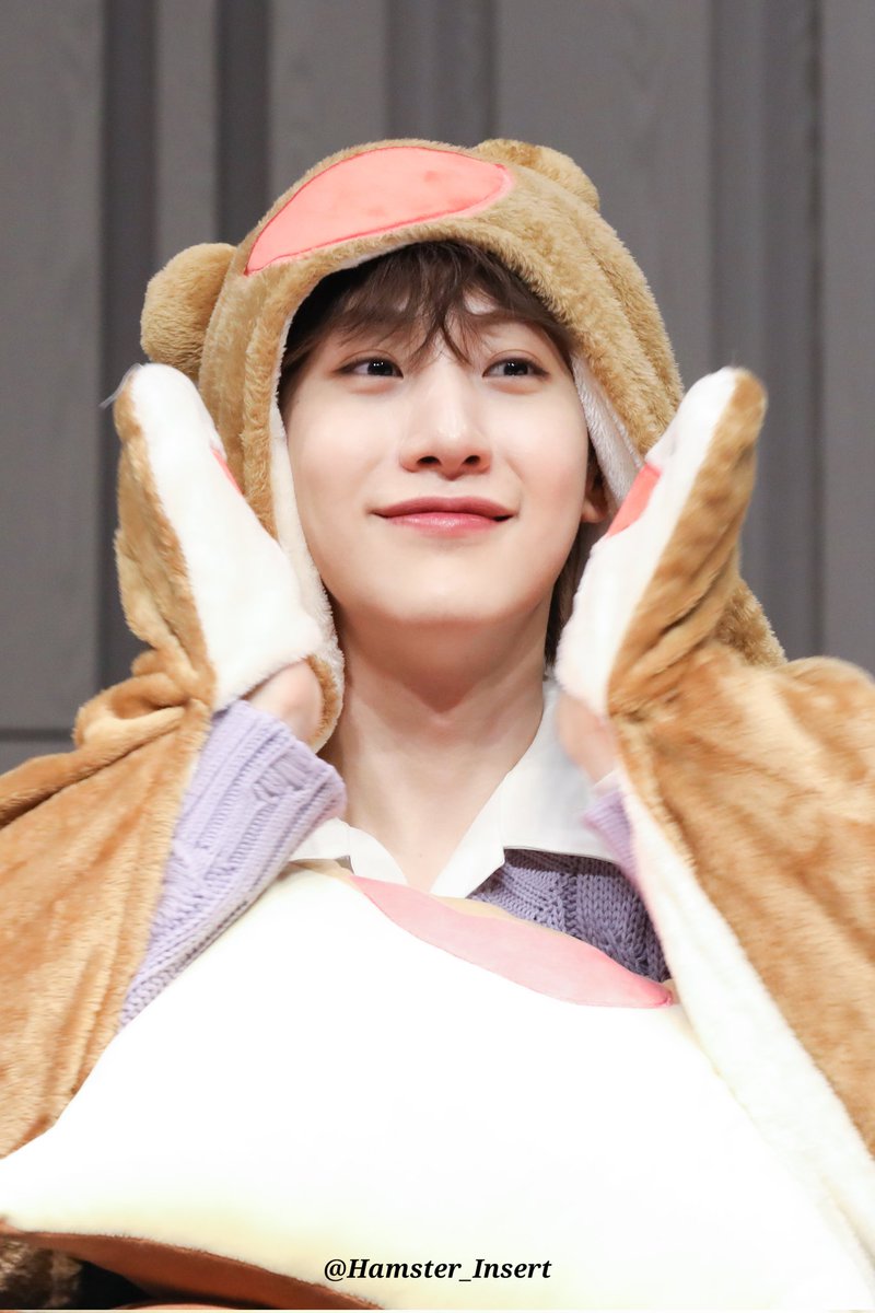 Hamster_Insert's tweet photo. 230205 에버라인 팬사인회 

💛🥰💛
사랑둥이띵이

#원위 #동명 https://t.co/56pipFn9yx