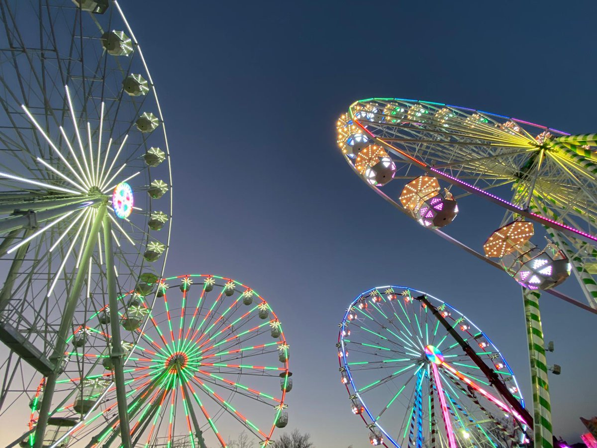 Can you believe there are four Ferris wheels in this photo? 🤯🎡🎡🎡🎡
·
·
#RPRides #FerrisWheel #FerrisWheels #MadeinHolland #Netherlands #Factory #Lamberink #LamberinkFerrisWheels #Observationwheel #Kermis #ThemePark #AmusementPark #Fairground #Carnival #Midway #LeisureIndustry