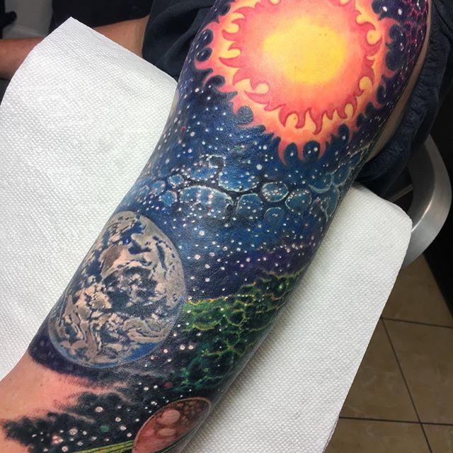 MetamorphTS's tweet photo. Our artists are committed to providing you with a great tattoo experience.
#MetamorphStudiosTattoo https://t.co/pMBaYefEwf