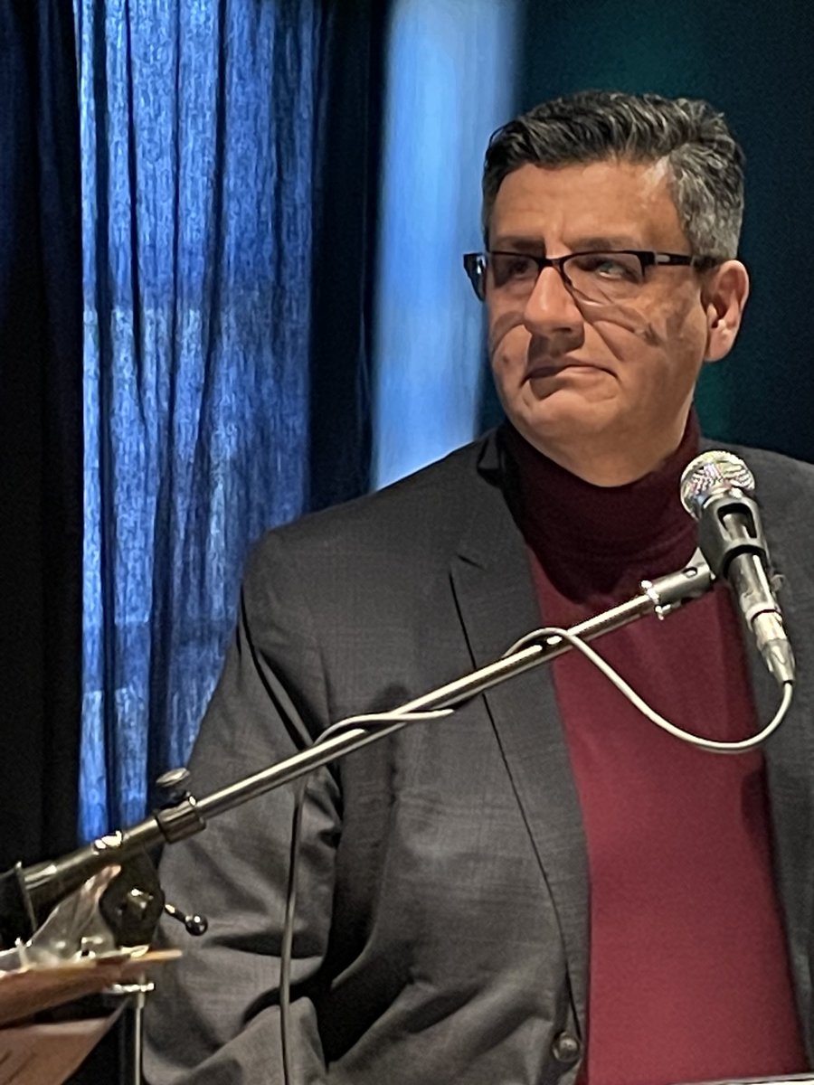 Najera13's tweet photo. Yesterday, I had the honour to share the stage with three brave, smart and resilient journalists also exiled in Canada, who read beautifully written pieces about their -own- journeys. My deepest gratitude to ⁦@PENCanada⁩ ⁦@TorontoArts⁩ @LeckieRoss⁩ for supporting https://t.co/4QlzUIArDL