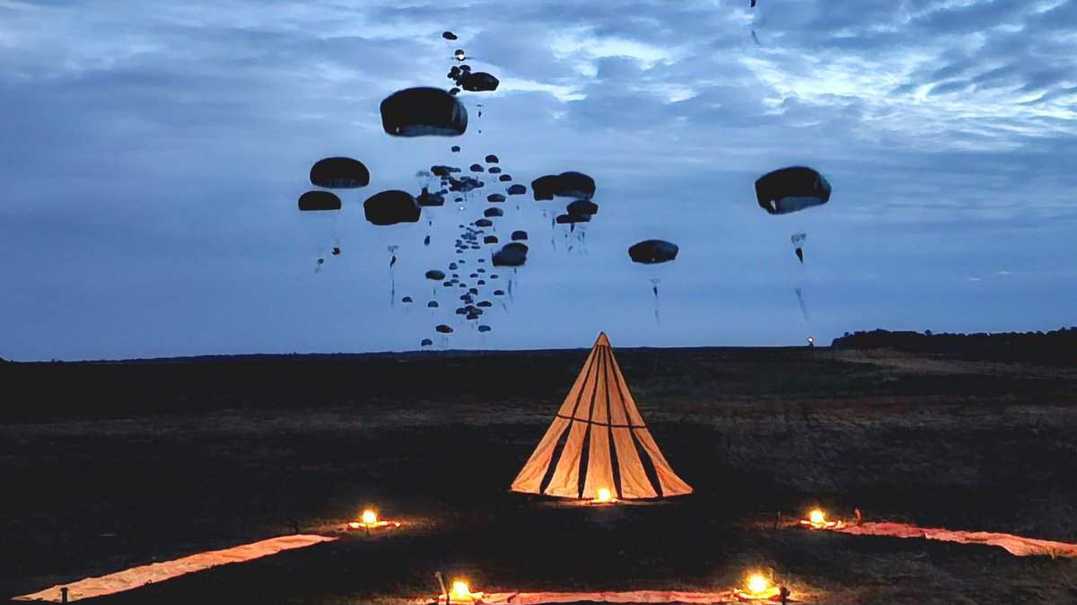 "Be brave. Take risks. Nothing can substitute experience." - Paulo Coelho
#AATW #ArdennesLivin #MastersoftheAirborneJFE #motivationmonday 
<a href="/82ndABNDiv/">All American Division (inactive)</a>