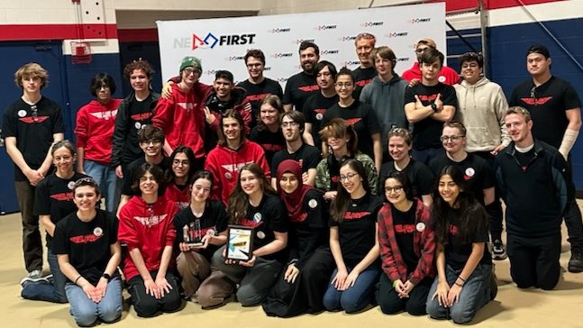 An amazing event for @MelroseRobotics! Our team worked hard together to take 2nd place entering playoffs amongst a talented field of 39 teams! The team also took home 3 awards: The Judges Award, a Dean's List Finalist and a Woodie Flowers Finalist! @MHSathletix @MayorBrodeur