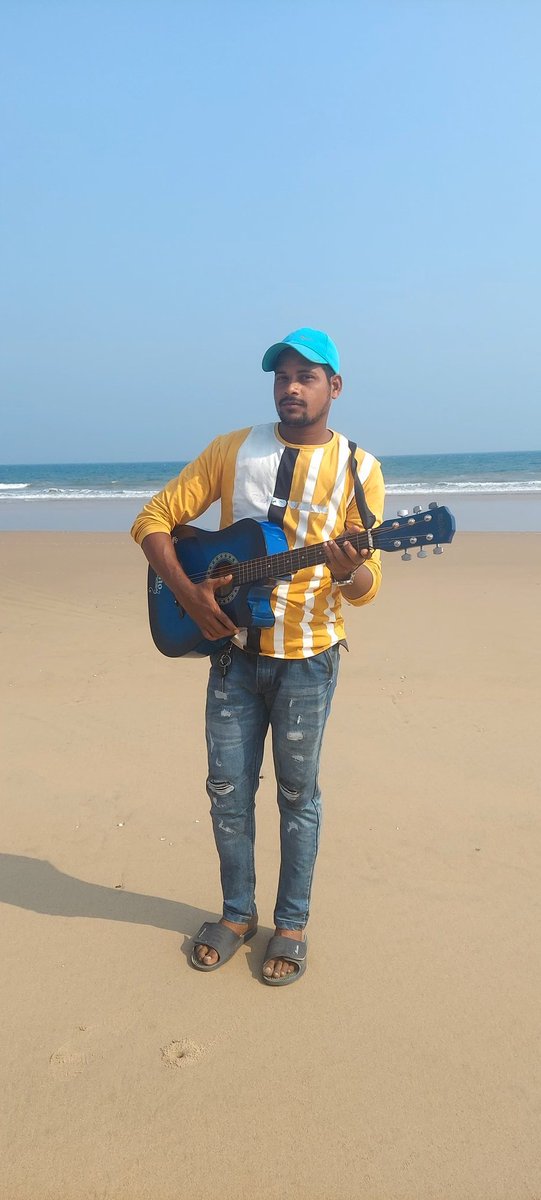 ASanjayakumarB2's tweet photo. At Sunapur Beach https://t.co/MWccfiVVAw