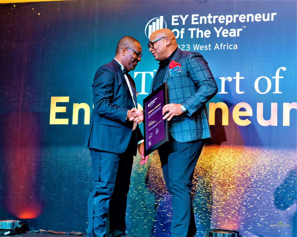 InterswitchGRP's tweet photo. We’re still celebrating our #EYEntrepreneurOfTheYear® win! 🏆
Enjoy some more colourful sights from the regional awards presentation in Lagos.
#TheSwitchEffect 💡
#NeverS20P 🚀
#InterswitchProud 💪🏽
#InspiringAfricaToGreatness 🌍 https://t.co/1PGdAXMJkm