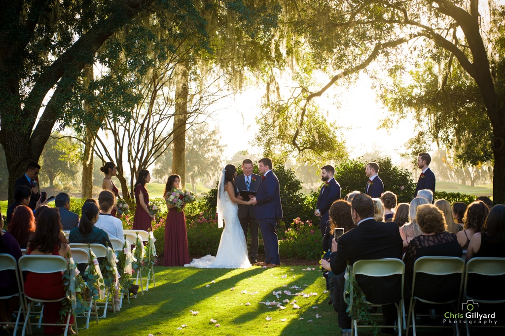 Let the light shine through. 

#lights #sparkle #sky #art #sun #sunrise #sunset #love #sunshine #beautiful #mood #photooftheday #lifestyle