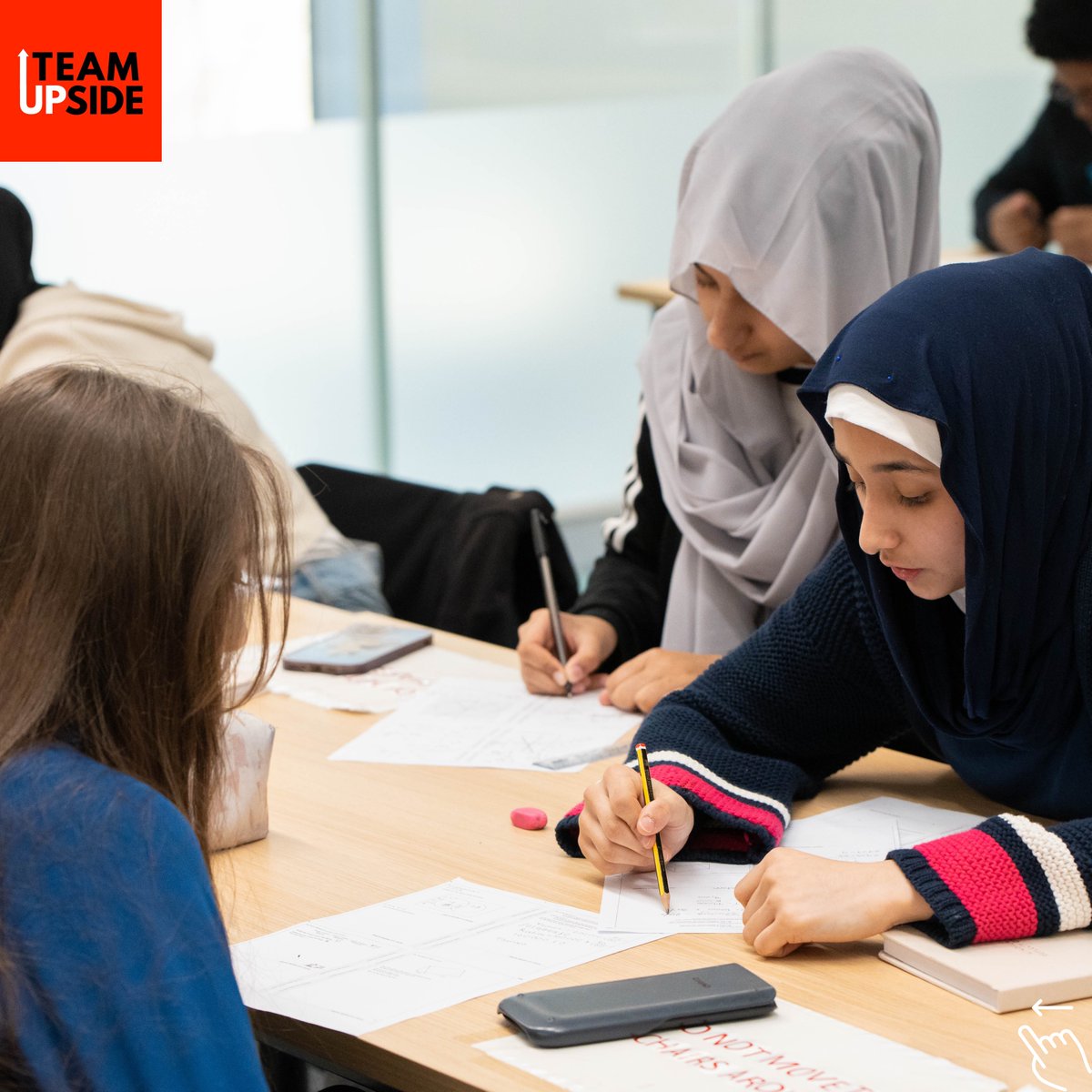 Team_UPside's tweet image. Team UPside is grateful and proud to wrap up our 7-week Community Revision Programme at Ealing Central Library 🎉

Dozens of students from the local community received weekly in-person support for their Maths GCSE, English Language GCSE, and A-Level revision preparation. 📈