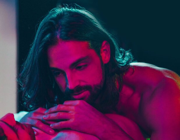 EscuredoFans's tweet photo. ¡Buenos días con novedades! 🥳
Christian volverá a darle vida al personaje de Alex, en #Afterglow, pero esta vez en nada más y nada menos que… ¡Ciudad de México! 🇲🇽
Desde este viernes 31 de marzo en el Teatro Milán 📍

Más info: https://t.co/qyCoNg85Dh https://t.co/vSP87sYdc1