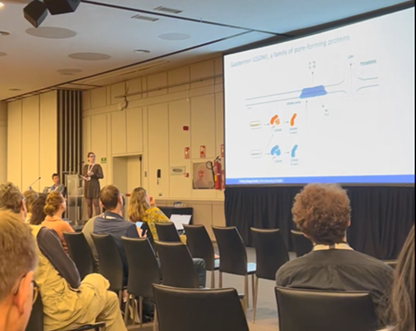 It was a pleasure to see all our ESRs present their poster at the Cell Symposium Viruses in Health and Disease! And two of them gave such a nice presentation as well! #CSViruses23