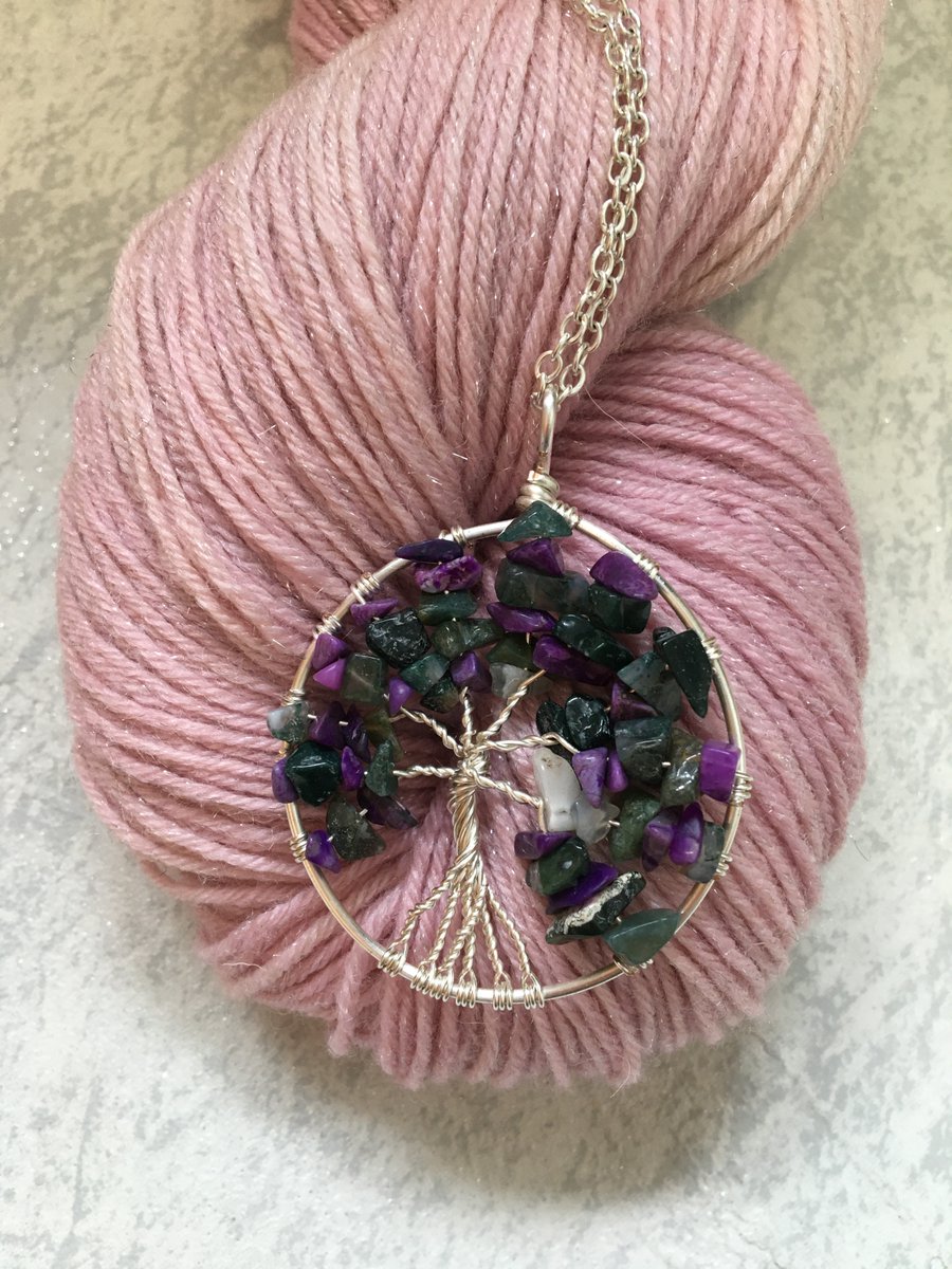 FromTheCauldron's tweet image. #MarchMeetTheMaker day 28: Adapt

I suppose the biggest adaptation I've made is to reduce my jewellery lines and introduce hand dyed items. I've already talked a lot about this in the this challenge. I'm not sure what else to add to make this interesting. 

#EarlyBiz #MHHSBD