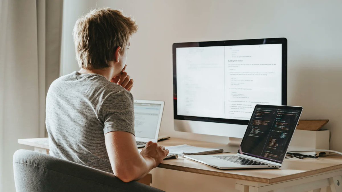 DynamiteJobs's tweet image. Join the @SimpleroApp team as a Senior Rails Developer, from anywhere in the world! You love Ruby on Rails and are a JS pro, including React, Native, Svelte, Stimulus, and Vanilla JS. Apply now! buff.ly/3xDGi3f #RailsDeveloper #SeniorDeveloper #RemoteWork #Hiring