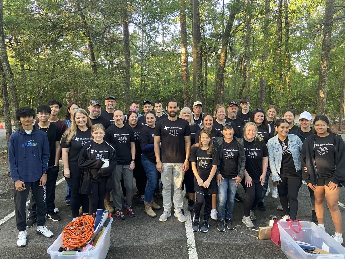 JimParisiTX's tweet photo. I am thankful for the selfless team at St. Luke’s Health - The Woodlands, Lakeside, and Springwoods Village who partnered with Interfaith of The Woodlands for a Serving Our Seniors event. https://t.co/yg0JmBuCQv