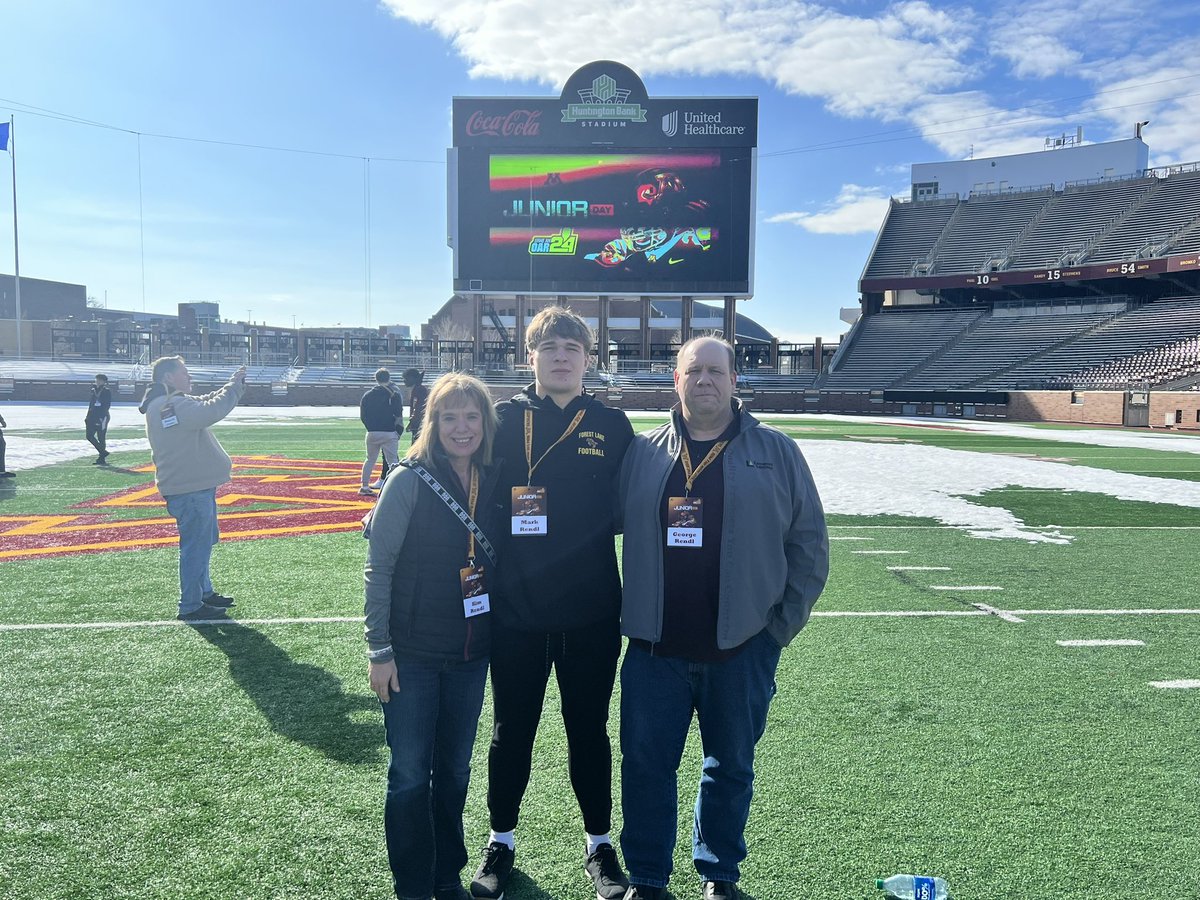 Thank you <a href="/Coach_Bindel/">Andrew Bindelglass 🇮🇱</a> and <a href="/GopherFootball/">Minnesota Football</a> for the junior day visit. It was great talking to all the coaches and seeing the facilities. Can’t wait to come back!!! <a href="/JoeS_Rossi/">Joe Rossi</a> <a href="/Coach_Fleck/">P.J. Fleck</a> #RTB