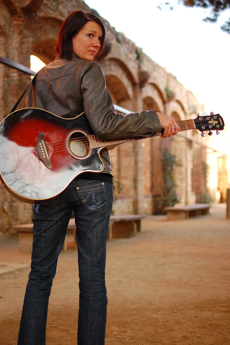 NavasCC's tweet image. Ja pots consultar i inscriure't als #concerts #xerrades #espectacles... per al trimestre Abril-Juny🥳
Dona una 👁️ajuntament.barcelona.cat/ccivics/files/…
🎟️I inscriu-te👇 inscripcions.ccnavas.cat/MiramModular/b…
@CcivicsBCN @BCN_SantAndreu @sortimbcn @AgendaConcertsC @bcnx4euros