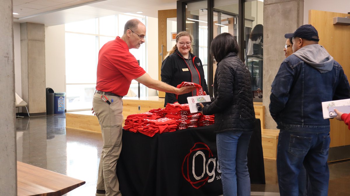 wkuogden's tweet image. We loved showing off the amazing opportunities Ogden College has to offer to our newest future Hilltoppers at the Choose WKU this weekend! Thank you so much for letting us show you around! We can&apos;t wait to officially welcome you to the Hill.
