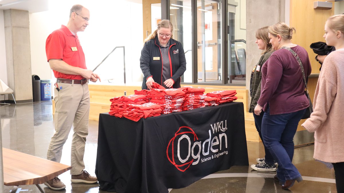 wkuogden's tweet image. We loved showing off the amazing opportunities Ogden College has to offer to our newest future Hilltoppers at the Choose WKU this weekend! Thank you so much for letting us show you around! We can&apos;t wait to officially welcome you to the Hill.