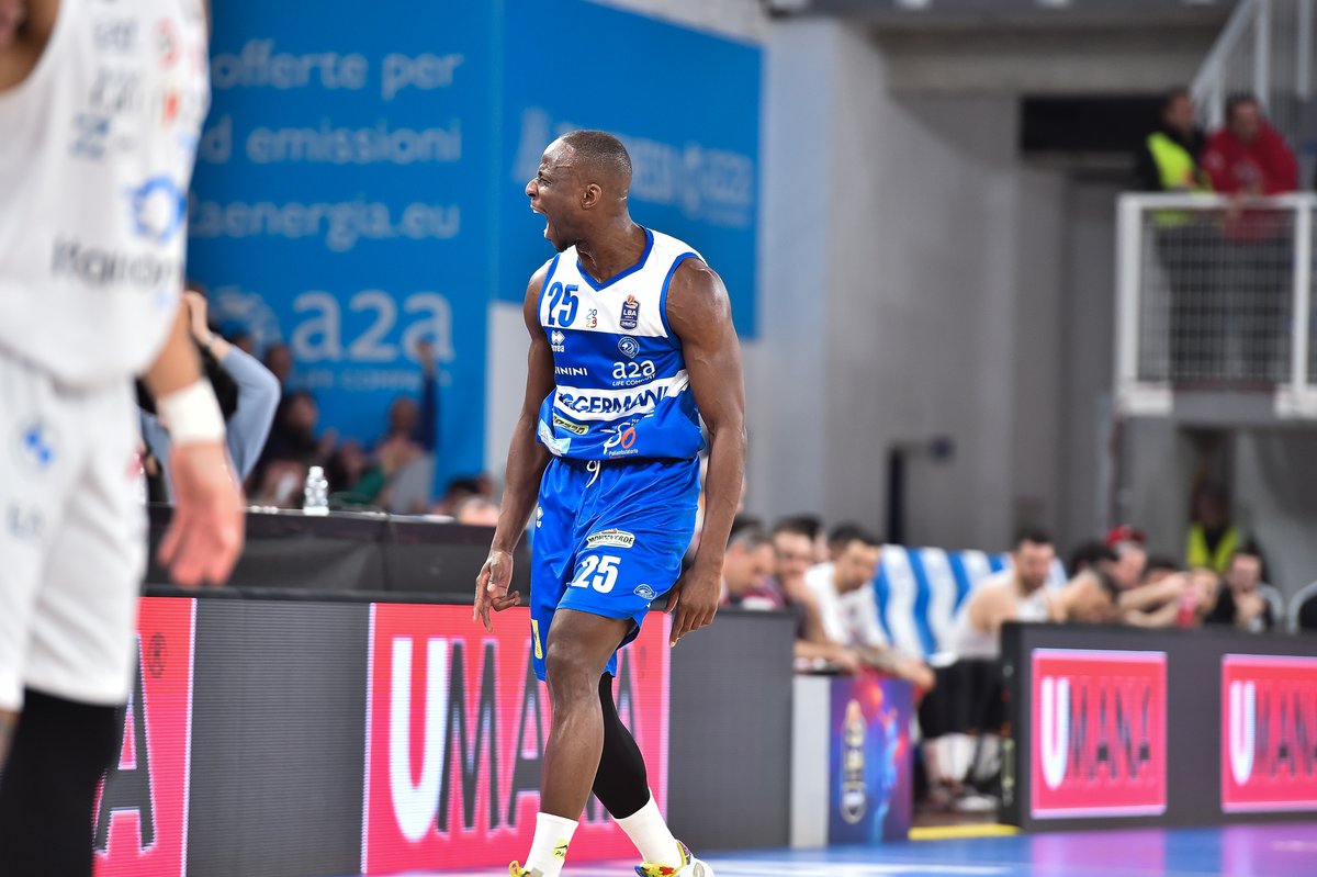 GermaniBrescia's tweet photo. RIPETIAMO TUTTI INSIEME: CUONU π
#DreamBig | #BREMIL | #Brescia | #TuttoUnAltroSport https://t.co/tDSC4YEpFh