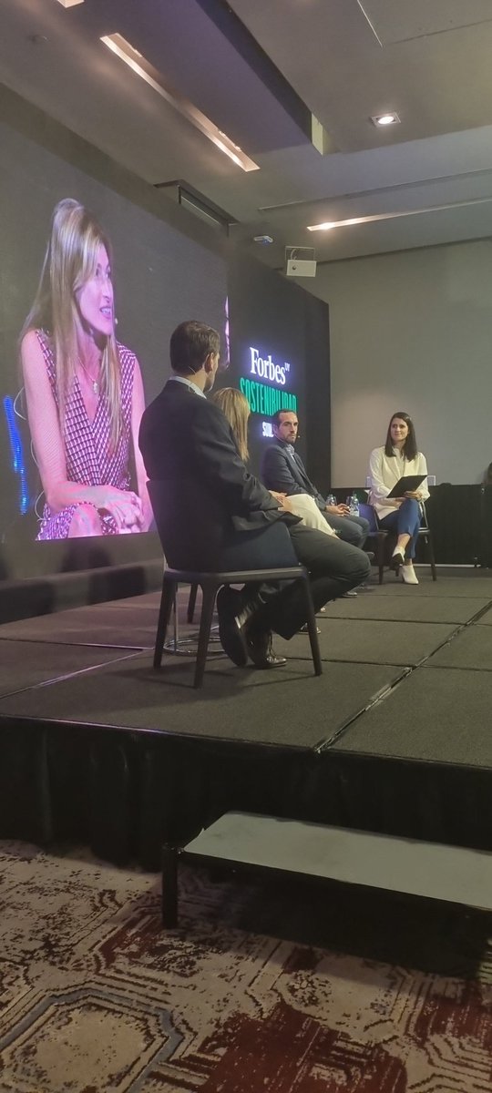 "Ciudades sostenibles: electromovildad, consumo, circularidad" 
#ForbesSostenibidadSummit
<a href="/forbesuruguay/">Forbes Uruguay 🇺🇾</a>