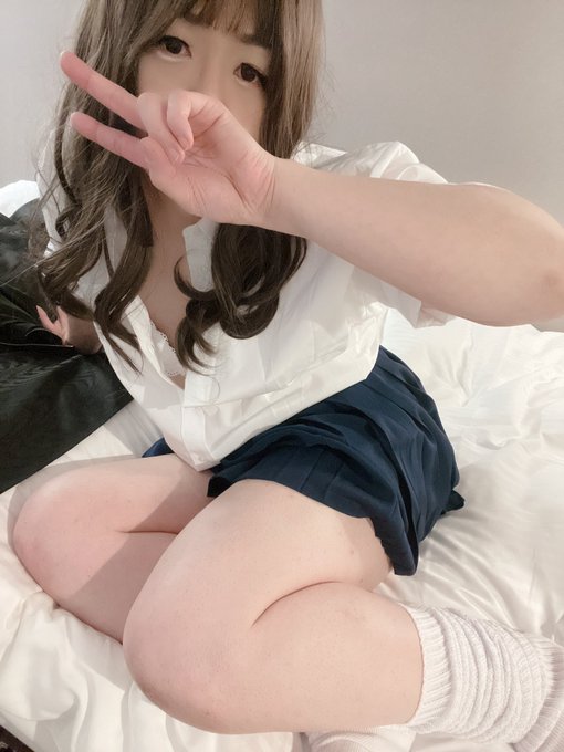 ルーズソックスがえろいな  〈#女装 #女装男子 女装 女装男子〉 https://t.co/kxUzwnfllg<a href="/tag/%E5%A5%B3%E8%A3%85"class="tags">#女装</a><a href="/tag/%E5%A5%B3%E8%A3%85%E7%94%B7%E5%AD%90"class="tags">#女装男子</a>