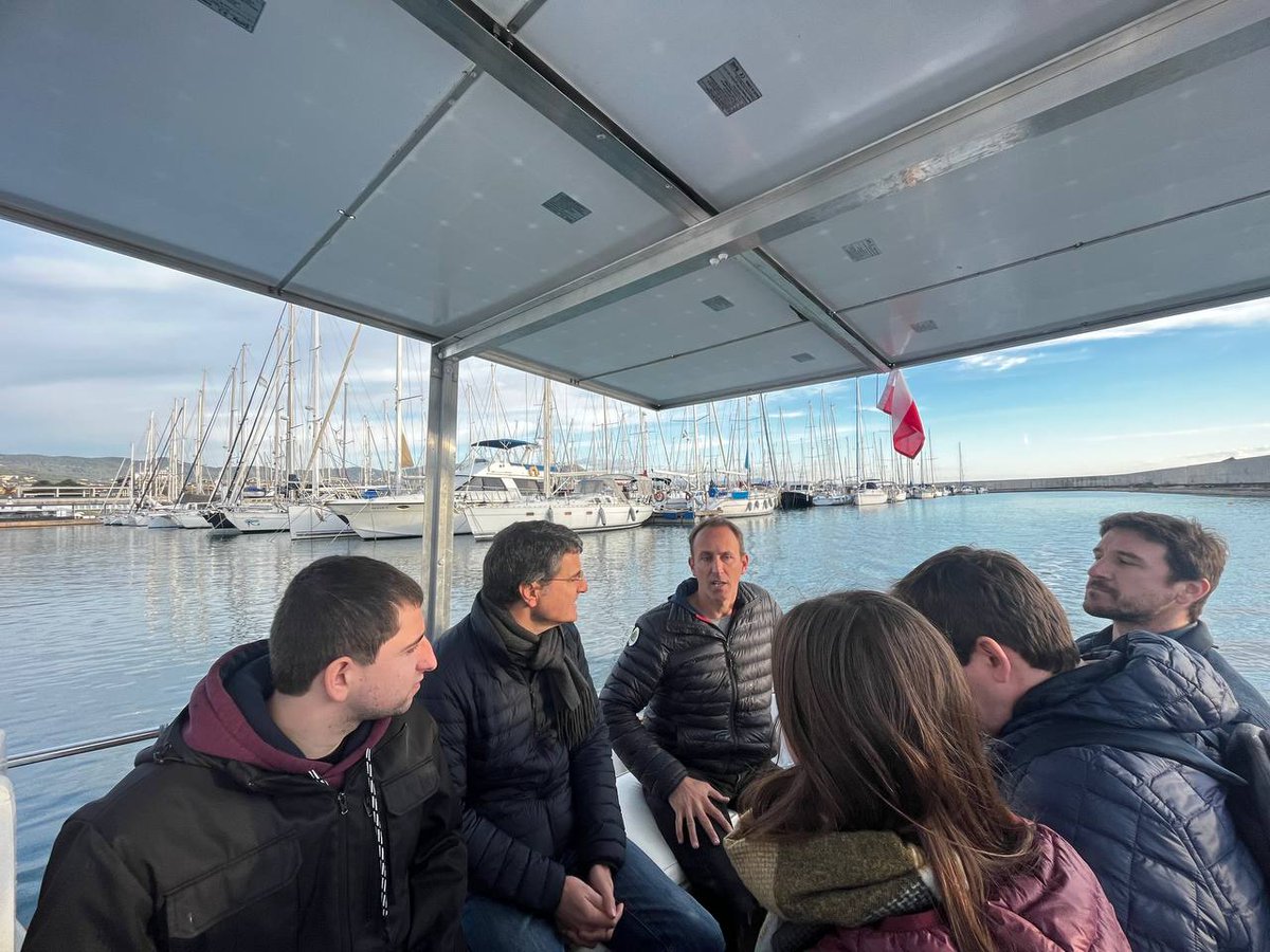 packcluster's tweet photo. 📢#SmartBatteryCase desarrolla nuevas cajas de baterías con materiales avanzados para el sector naval con #Compoxi, #CoolingPhotonics, #Rotimpres y  SolarBox, con la coordinación de @ClusterMAV y @packcluster 

➕https://t.co/3eVK4qhZ0w https://t.co/eu1N9Os39i