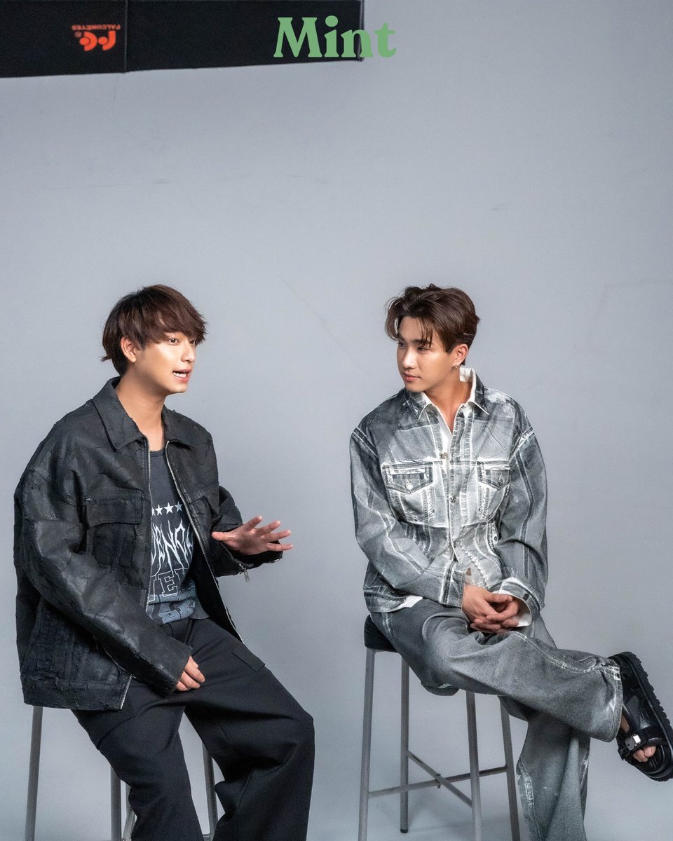 hshxuan's tweet photo. I like the interaction between Perthchimon.🖤💛
#KDPPE #PerthTanapon
#ChimonWachirawit
#ชิม่อนไงจะใครหล่ะ 
#PerthChimon #เพิร์ธชิม่อน
#PerthChimonxMintTalk https://t.co/dMj0YsCc89