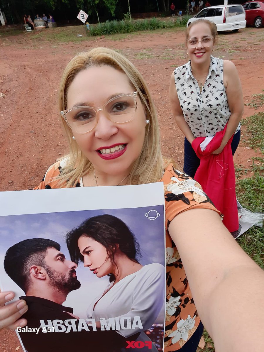 EnginAkyurekPy's tweet photo. Reunión  de Enginas  
Apoyando  a nuestro  querido  Actor  y Escritor #EnginAkyürek 
#Enginas
#EnginAkyürekParaguay 
@Artistanbul 
Adım Farah https://t.co/UT1UtVwdas