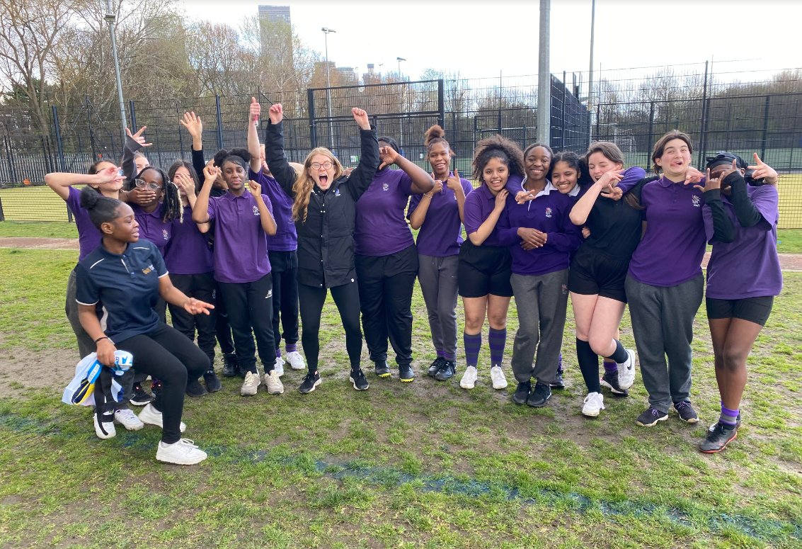 This week our #LiveTheVaules goes to our Year 9 and 10 rugby girls! 🏉

In their first EVER rugby fixture, they put in an amazing performance, beating Bacons College. 

Congratulations girls 👏