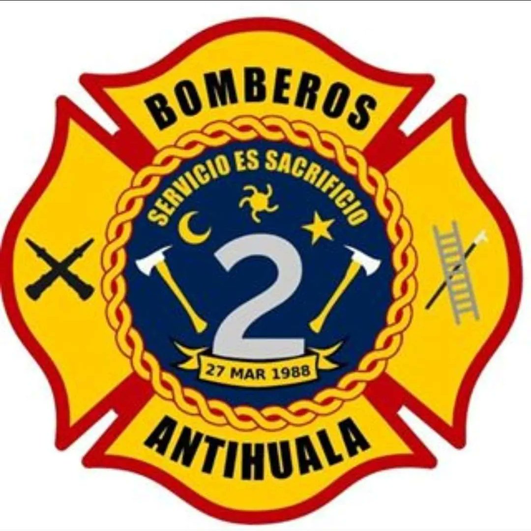 TerceraCerroAlt's tweet photo. Hoy Oficiales, Bomberos y Cadetes de la Gloriosa Tercera Cia Cerro Alto alzamos nuestras Hachas y Escalas para saludar a nuestros cofrades de la Bomba Antihuala en el día de su 35° Aniversario, les deseamos muchas felicidades y los mejores deseos de éxito en vuestros proyectos. https://t.co/x8OlVp3FME