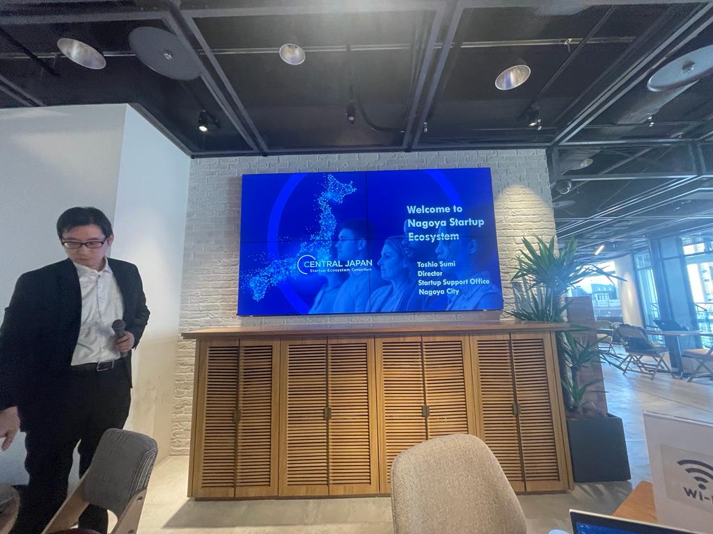 TorinoCityLab's tweet photo. Nagoya ha stanziato dei fondi per mutuare il modello di #urbantesting di #TorinoCityLab e #CTENext, la Casa delle #TecnologieEmergenti di @twitorino. Siamo proprio a Nagoya questa settimana per definire meglio la collaborazione internazionale
@fogliettachiara | @elenadeambrogio https://t.co/ZB2a7AOXED