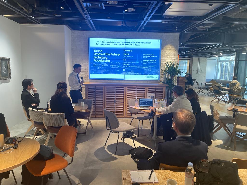 TorinoCityLab's tweet photo. Nagoya ha stanziato dei fondi per mutuare il modello di #urbantesting di #TorinoCityLab e #CTENext, la Casa delle #TecnologieEmergenti di @twitorino. Siamo proprio a Nagoya questa settimana per definire meglio la collaborazione internazionale
@fogliettachiara | @elenadeambrogio https://t.co/ZB2a7AOXED