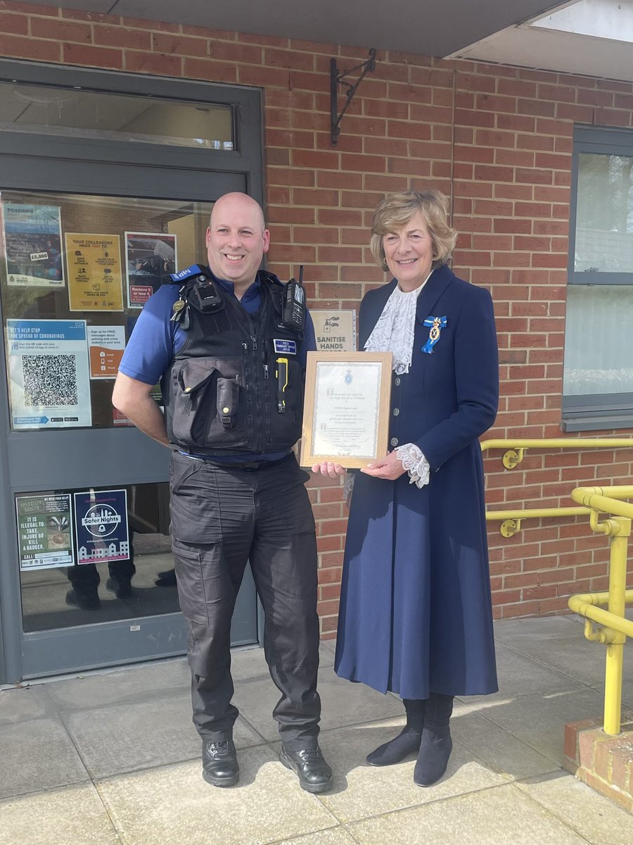 Delighted to award PCSO Mark Cook  with a High Sheriff award in Calne today. The best example of what local policing is all about, serving his community everyday. #wiltshirepolice