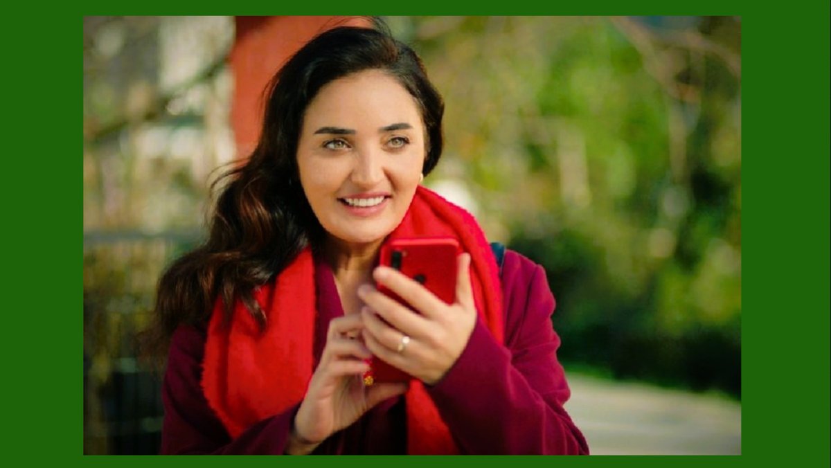 Cum a marcat actrița Fadik Sevin Atasoy Ziua Mondială a Teatrului? viatacuaromadecafea.com/2023/03/27/cum…