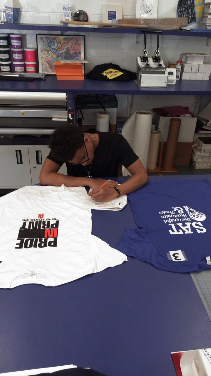 kevin_thomas82's tweet photo. Screen Printing Technology @SkillsUSA Competition @delcastle_ths  in full swing. Go #Delcastle @drcomegys @NCCVoTech #NCCVTWORKS https://t.co/ribsVBeShf