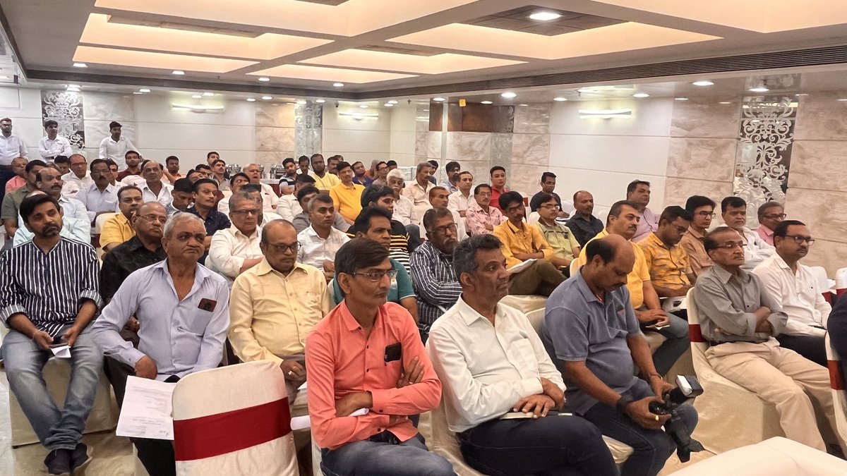 Gautam Jain (@gautamjain80) on Twitter photo An interactive presentation on ONDC for 95 small and micro retailers of Andheri ,Ville parle and Juhu area organised by <a href="/rai_india/">Retailers Association of India (RAI)</a> <a href="/ONDC_Official/">ONDC India</a> <a href="/kumarraja1/">kumar rajagopalan</a> <a href="/KoshyTK/">Koshy T</a> An interactive presentation on ONDC for 95 small and micro retailers of Andheri ,Ville parle and Juhu area organised by <a href="/rai_india/">Retailers Association of India (RAI)</a> <a href="/ONDC_Official/">ONDC India</a> <a href="/kumarraja1/">kumar rajagopalan</a> <a href="/KoshyTK/">Koshy T</a>
