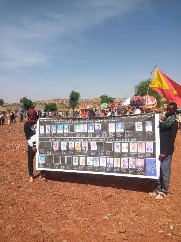 TghatMedia's tweet photo. Tigrayans in areas free from Eritrean &amp; Amhara forces are conducting mass grieving for the massacred,  now that they have a small window to do so. 
These are  from Tahtai Adiabo for 33 Tigrayans massacred in November 2, 2022 by Amhara forces. 
https://t.co/U6QoM0mNAs https://t.co/EuLz9iAIBY