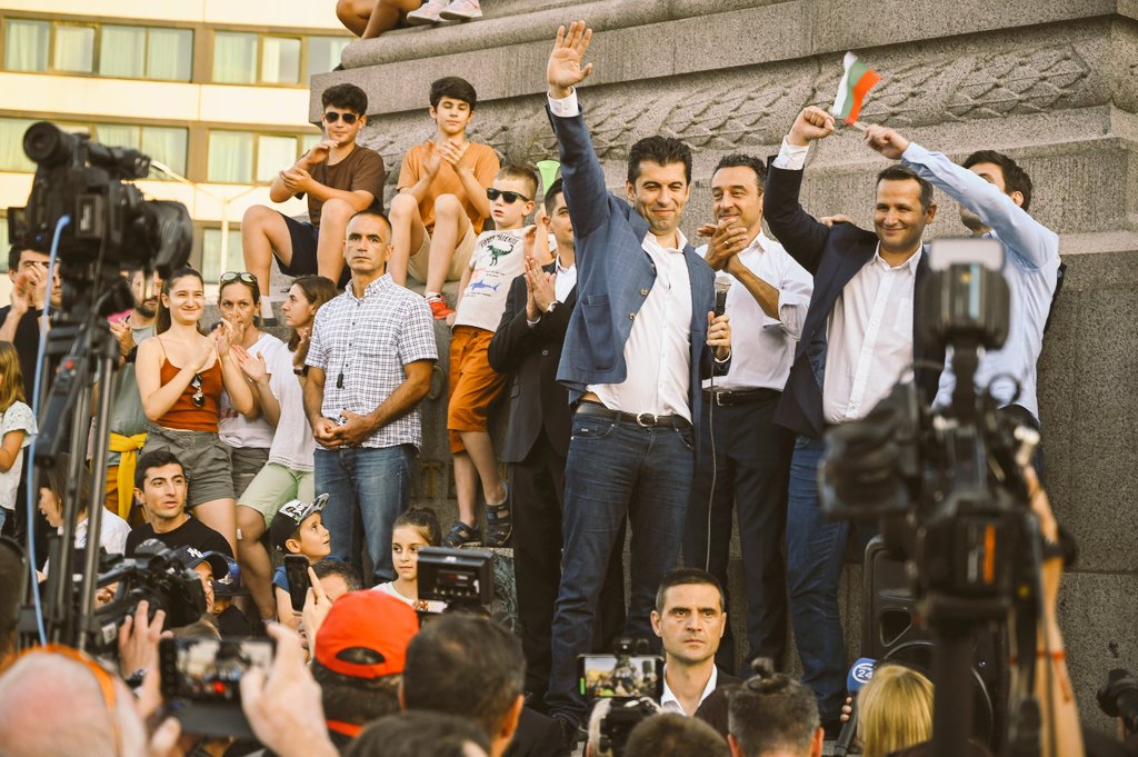 AnteGotovina666's tweet image. 📢 ➡️ до русоробски безгр. примат...

Ясна ли съм 🔜 #code12 ✌️