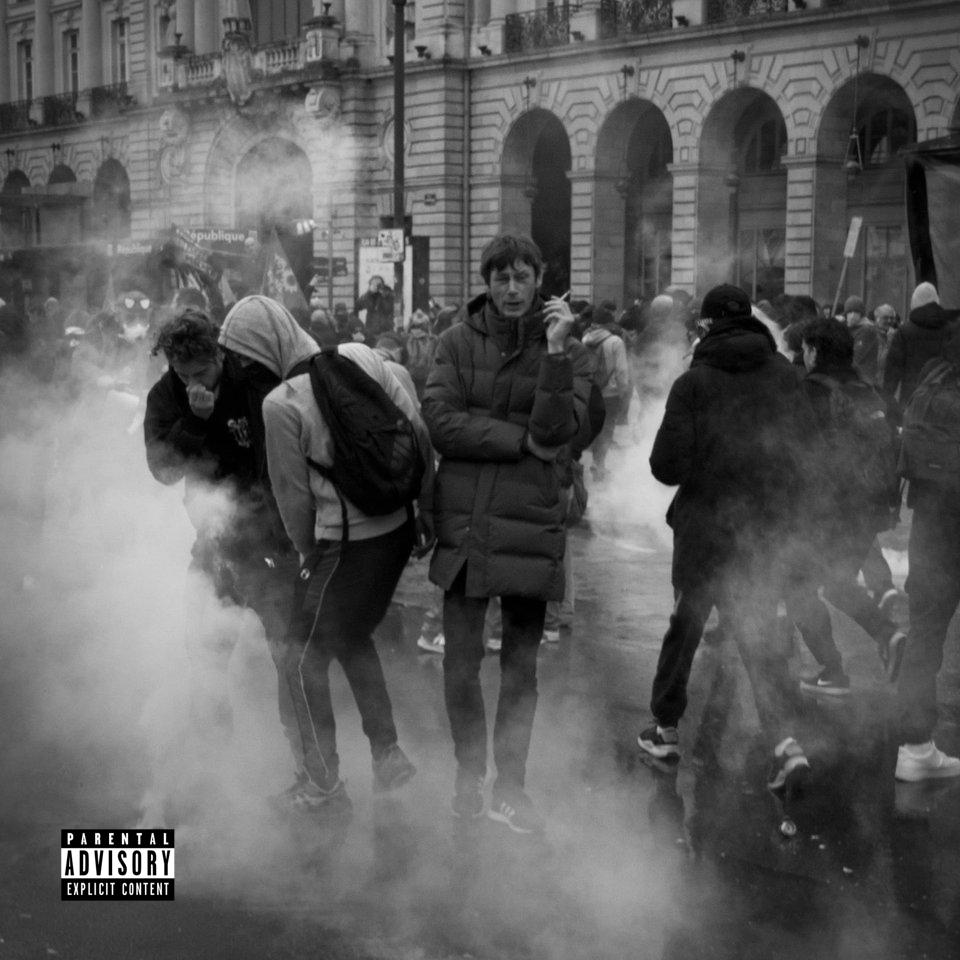 MakeItACover's tweet image. ✨ Here's your album cover: