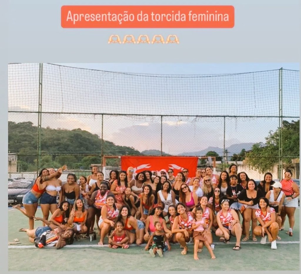 suruiensefc's tweet photo. A torcida feminina está presente ❤️🇦🇹🦀

#futebol #surui #mage #suruiense #mageense https://t.co/5rKQ1vqRF9